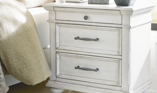 Kanwyn Nightstand - Image 5